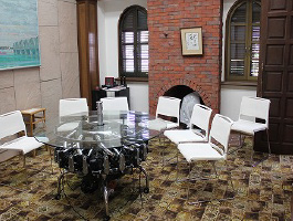 プロジェクター室